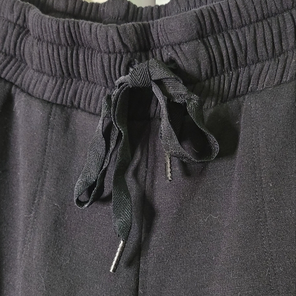 Beyond Yoga Off the Grid Black Sweaptants Size XS - Picture 6 of 10